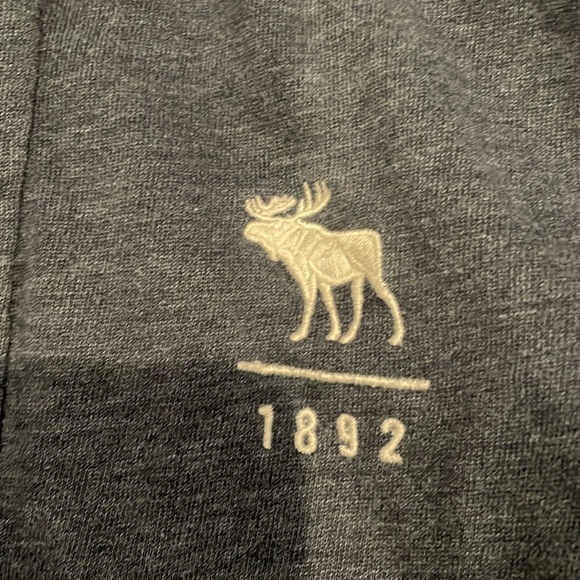 Abercombie Kids Full Zip Hoodie.  Size XS - Picture 2 of 7